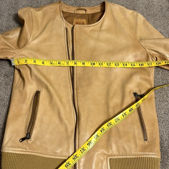 Used Tan Leather Motorcycle Style Gap Jacket - Picture 14 of 17